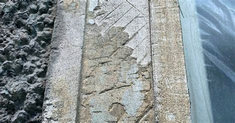 Тайны под слоем штукатурки: в Елизаветинской богадельне Елисеевых на В.
О. обнаружили утраченную роспись