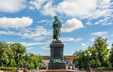 Величие забытых древностей: город, который предшествовал Москве на столетия и таит в себе невероятную красоту