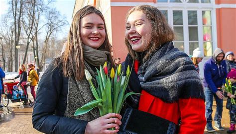 Весенние праздники: московские культурные площадки подготовили около 220 событий к 8 Марта