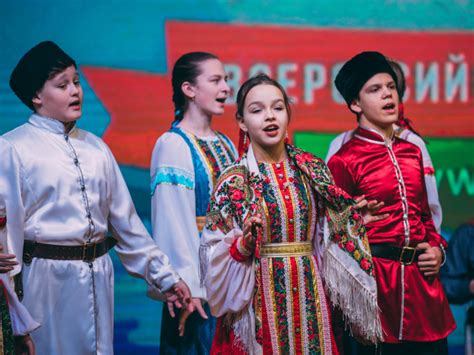 Весенний фестиваль культур: как группа 17.
1-512 ИПО КФУ отмечала приход тепла