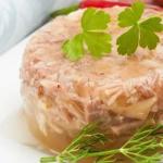 Hogyan hígítsuk a zselatint zselésített húshoz és zseléhez
