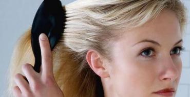 Čo spôsobuje šedivenie vlasov mladých ľudí?